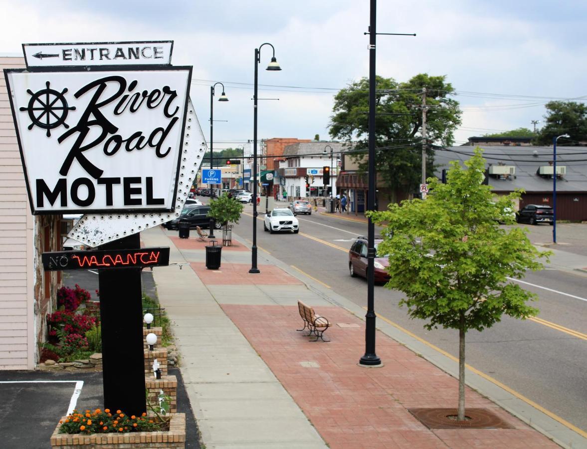 River Road Motel ウィスコンシン デルズ エクステリア 写真