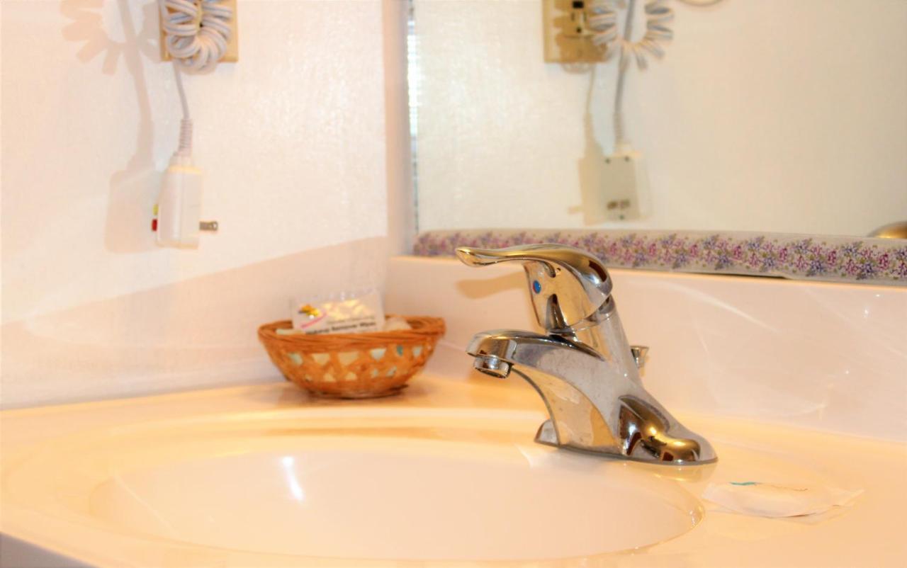 River Road Motel ウィスコンシン デルズ エクステリア 写真