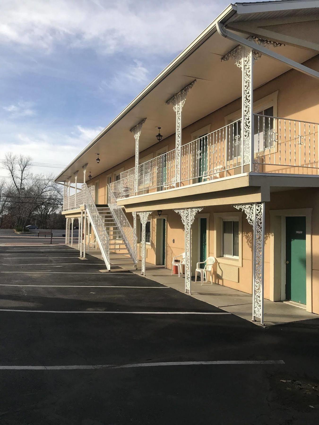 River Road Motel ウィスコンシン デルズ エクステリア 写真