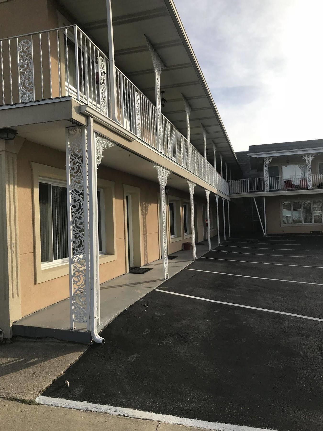 River Road Motel ウィスコンシン デルズ エクステリア 写真